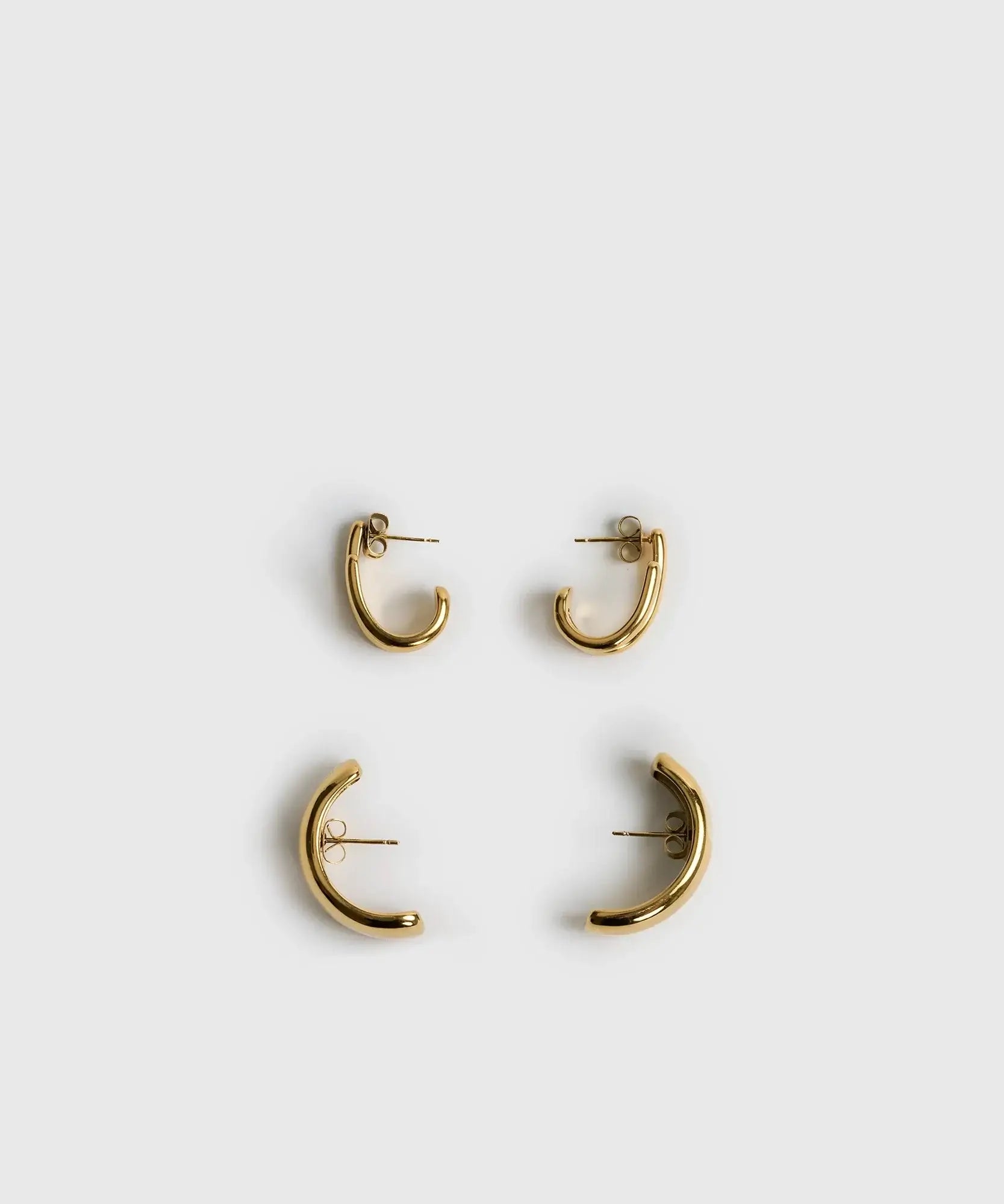 Set Aros Argollas Doble de acero inoxidable de marca Lounge, incluye 2 pares en diseño doble y semi argollas gruesas.
