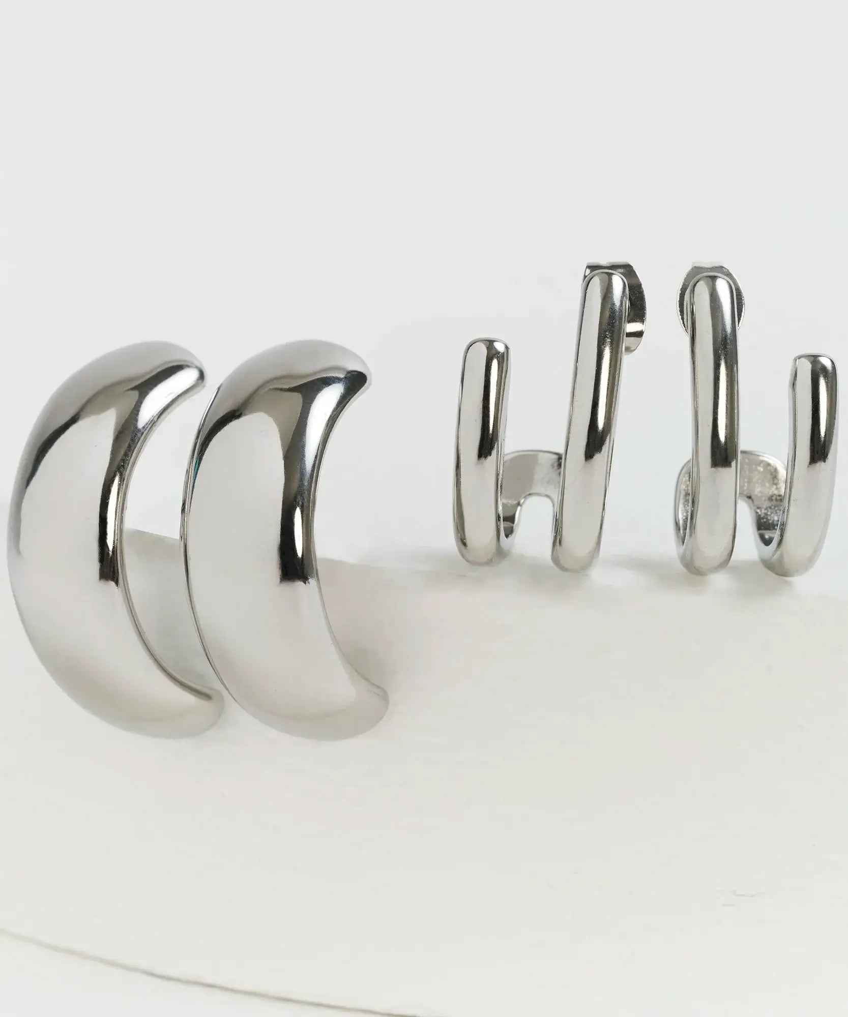 Set Aros Argollas Doble de acero inoxidable, incluye argollas dobles y semi argollas gruesas, marca Lounge.