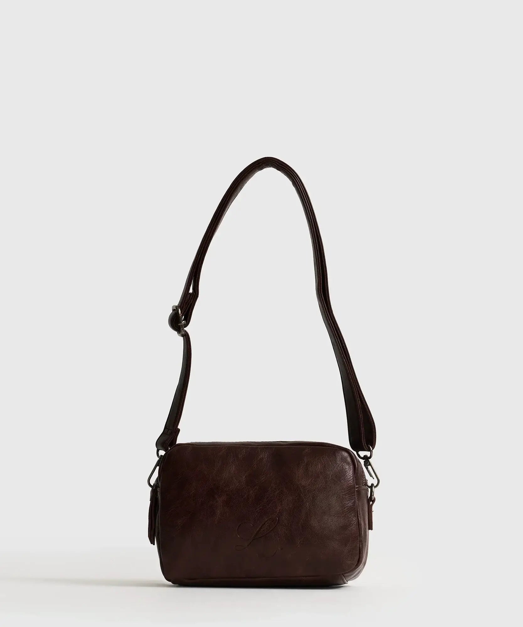 Cartera Bandolera Icons Woman color café de Lounge con dos compartimentos y strap ajustable y removible.