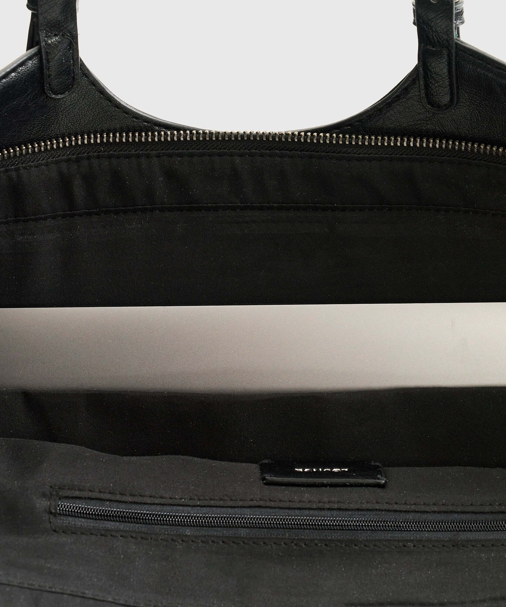 Bolso Notebook Hebillas