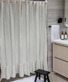 Cortina De Baño Diseño De Líneas