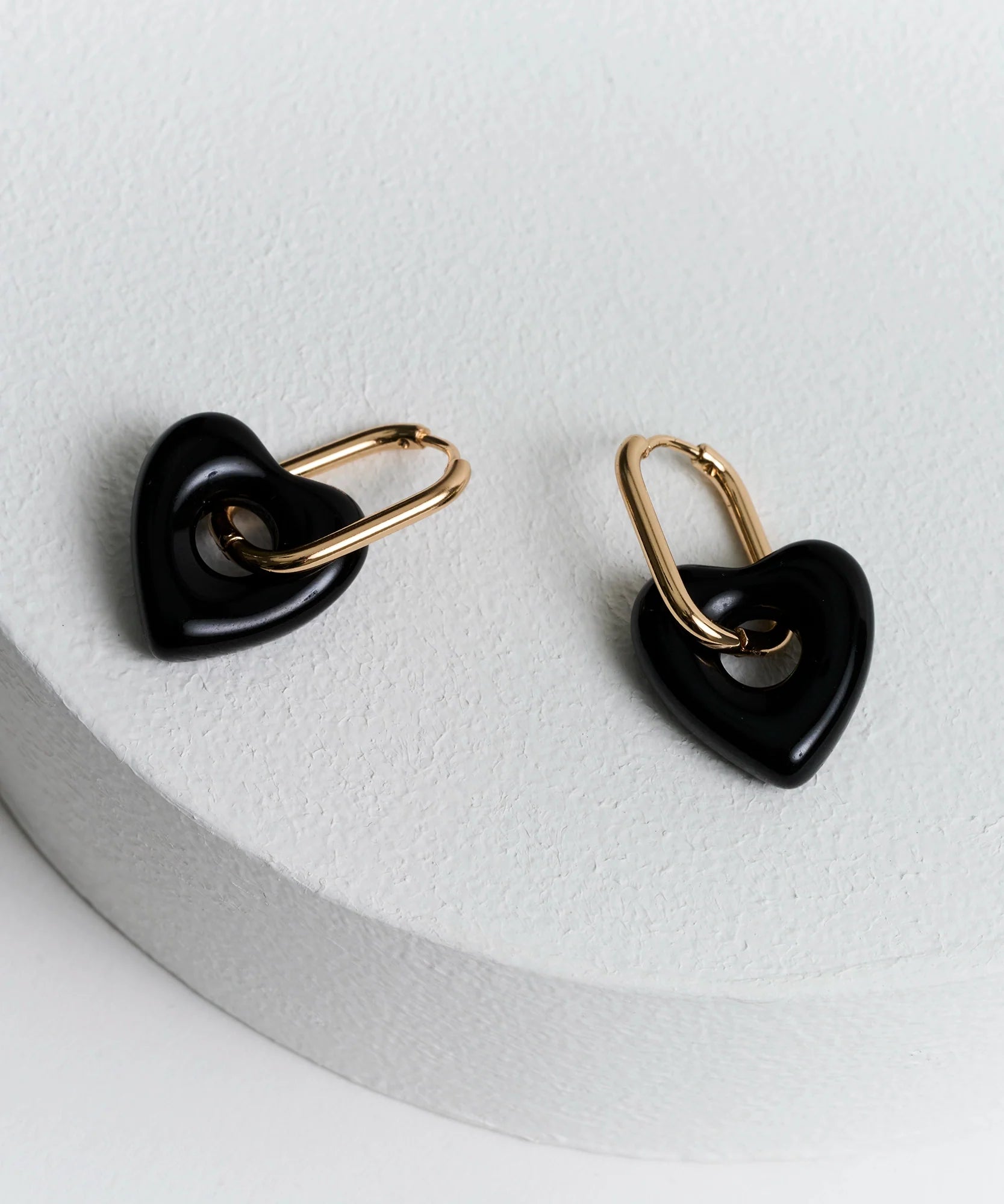 Aros Argollas Charm Corazón Woman