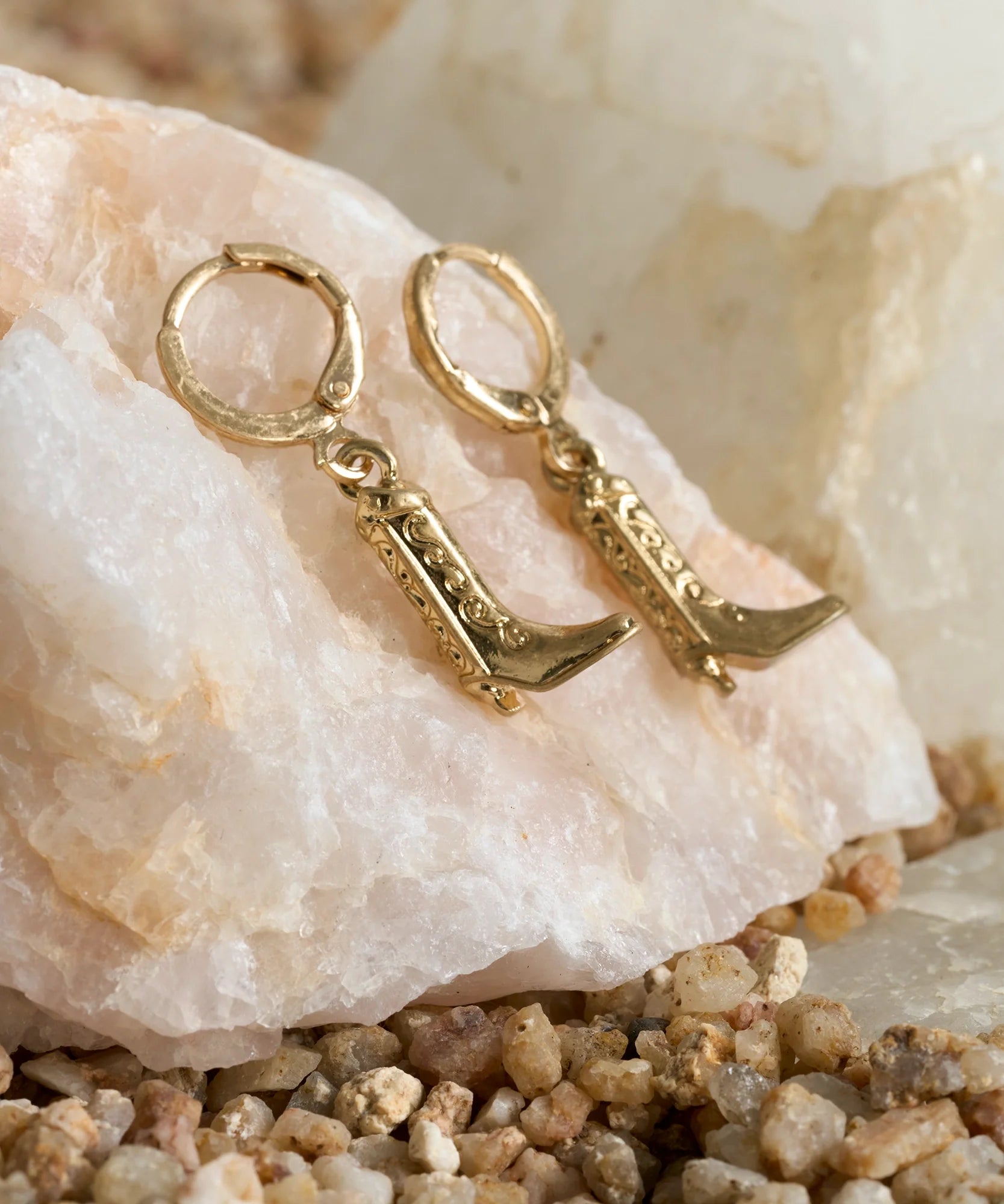 Aros Argollas Charms Botas Tesoros By @Mariaguldman