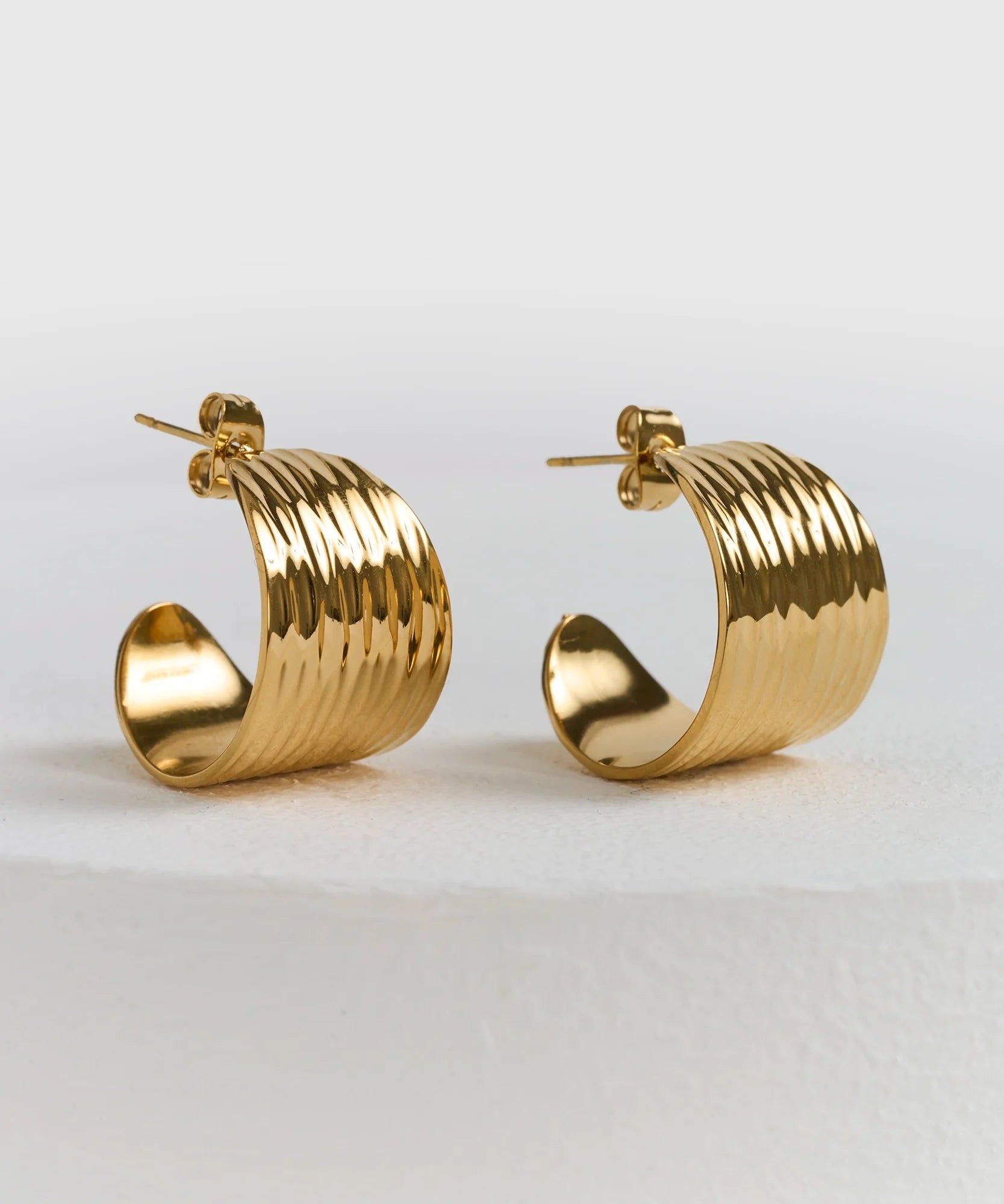 Aros Argollas Texturas Woman