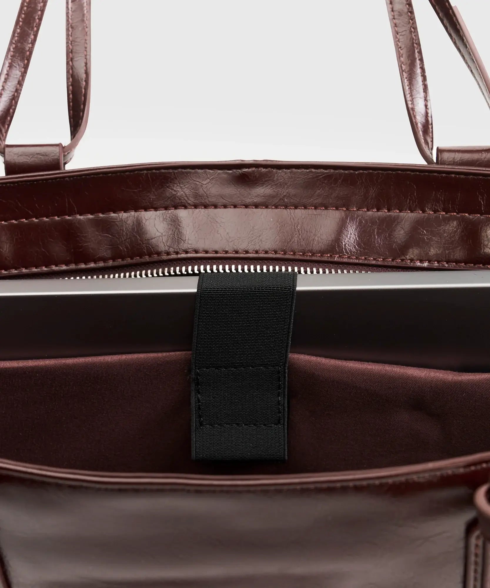 Bolso Notebook Charol Woman