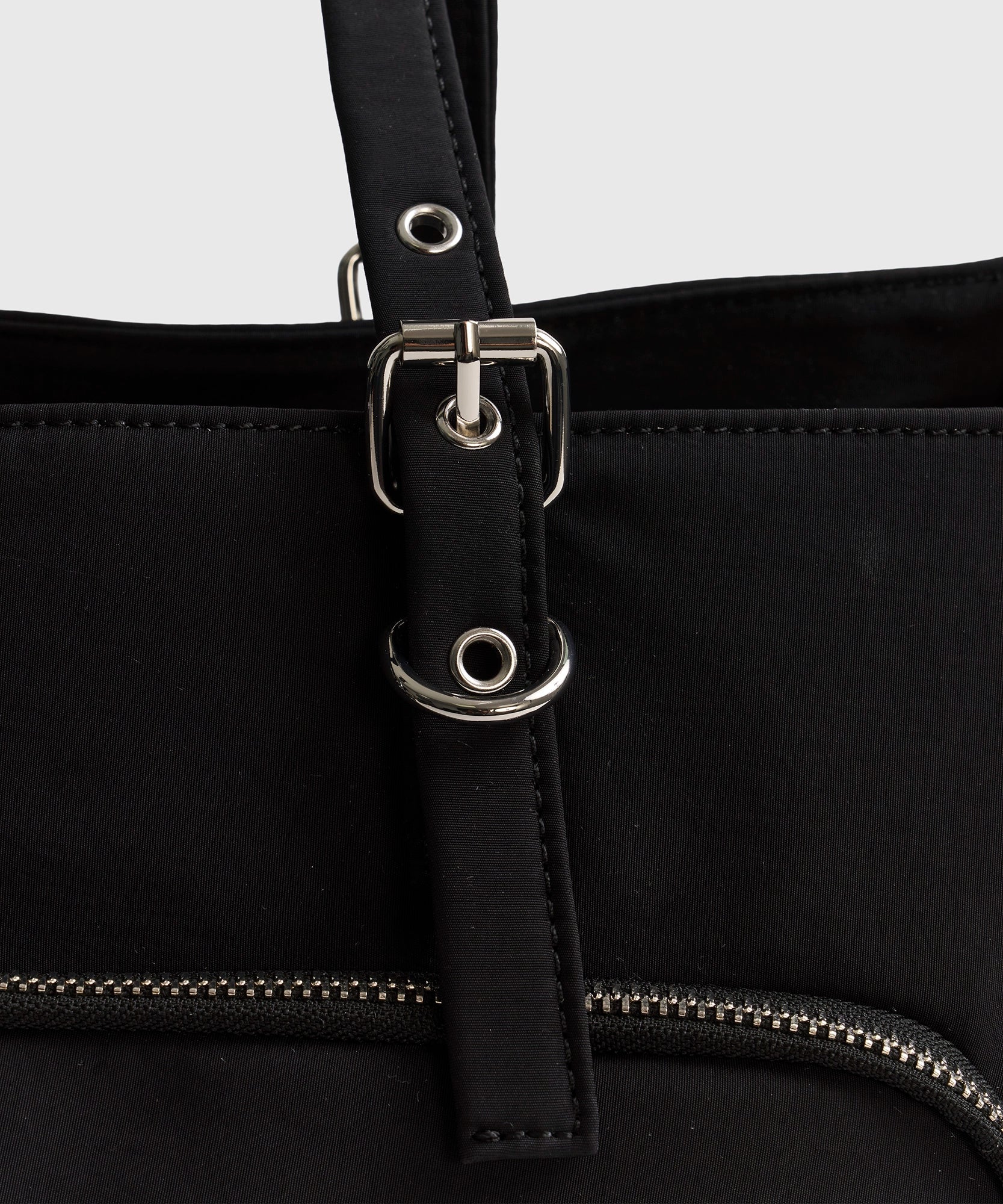 Bolso Notebook Herraje Street