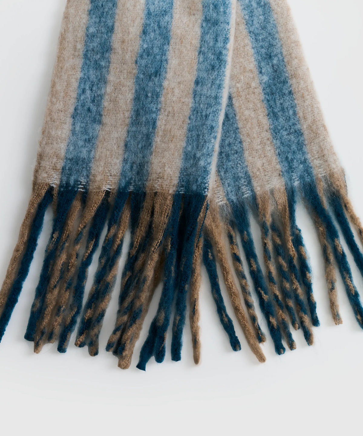 Bufanda Líneas Flecos Alto Invierno