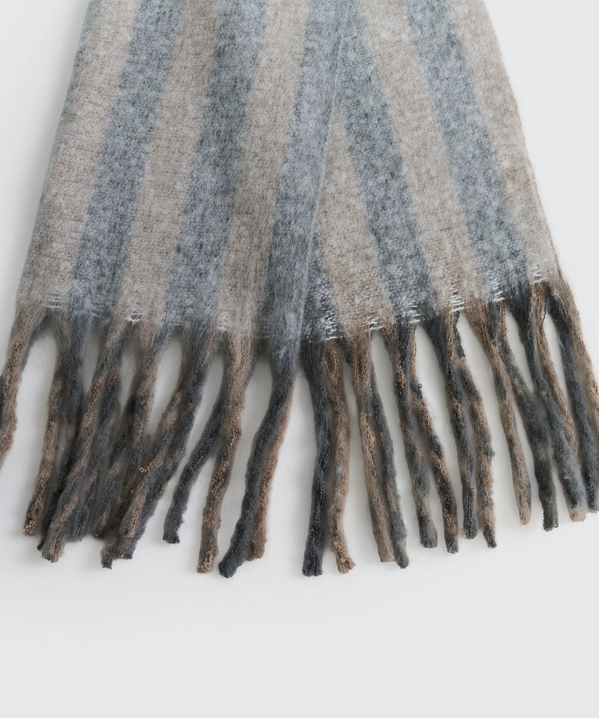 Bufanda Líneas Flecos Alto Invierno