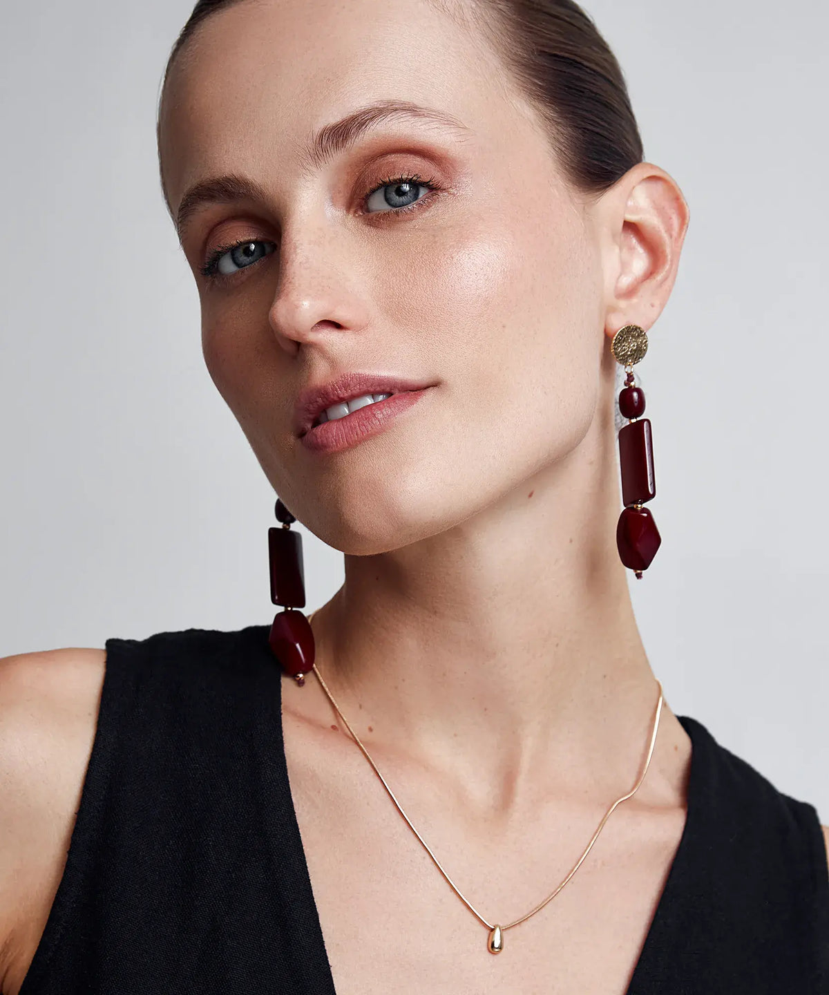 Aros Largos Con Piedras - Burdeo