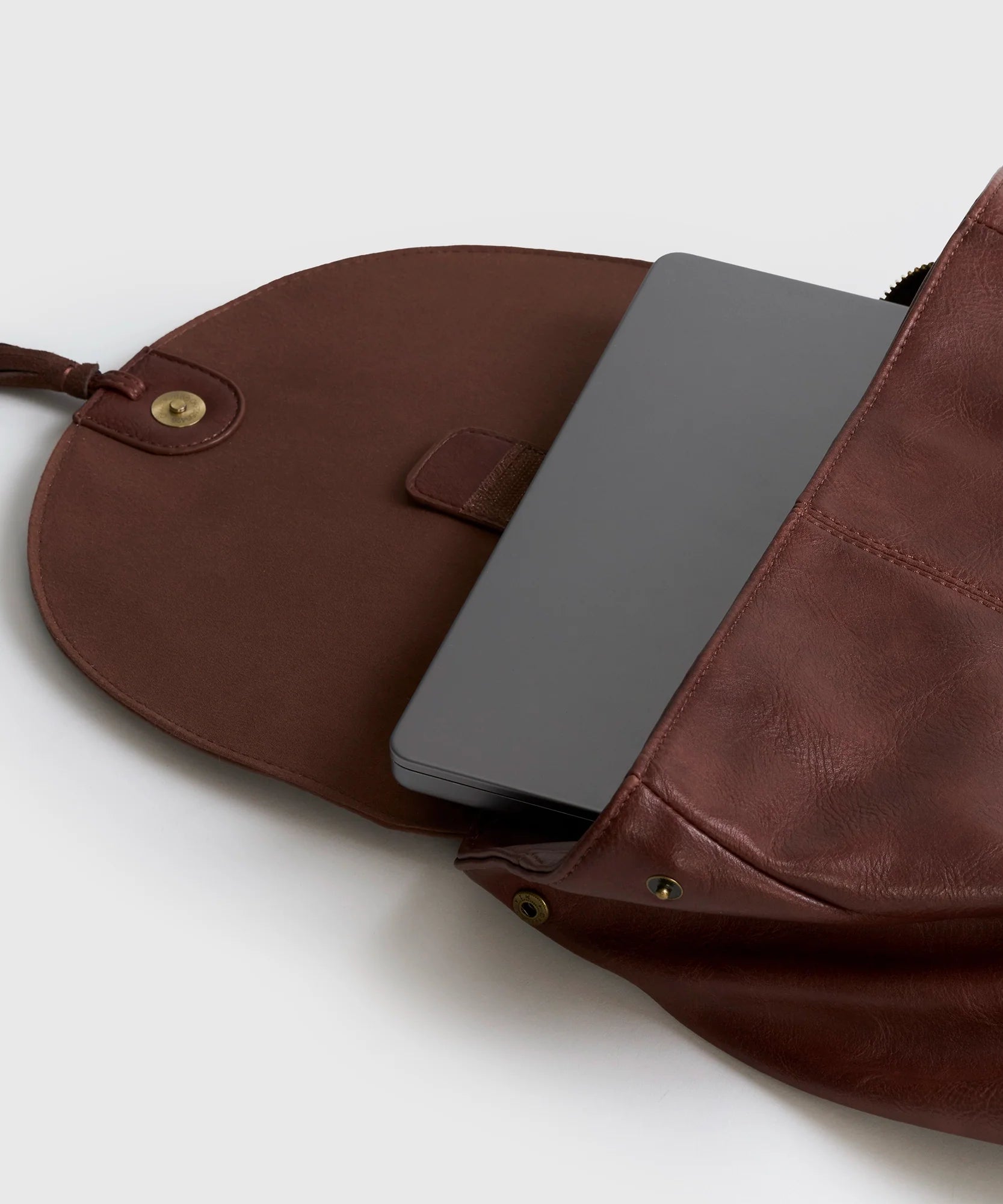 Mochila Tassel Gamuza Notebook Boho