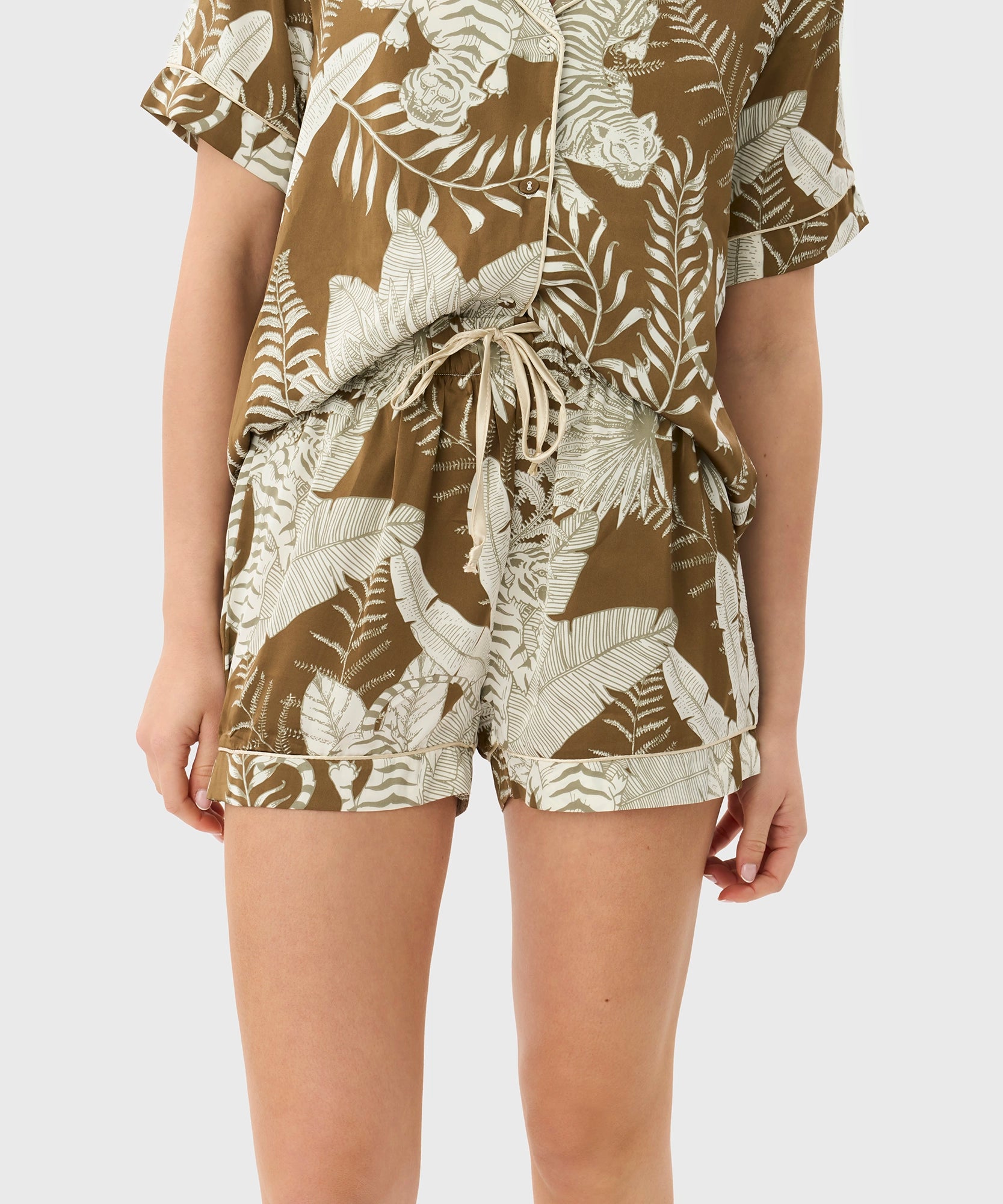 Pijama Camisero Jungla Satinado