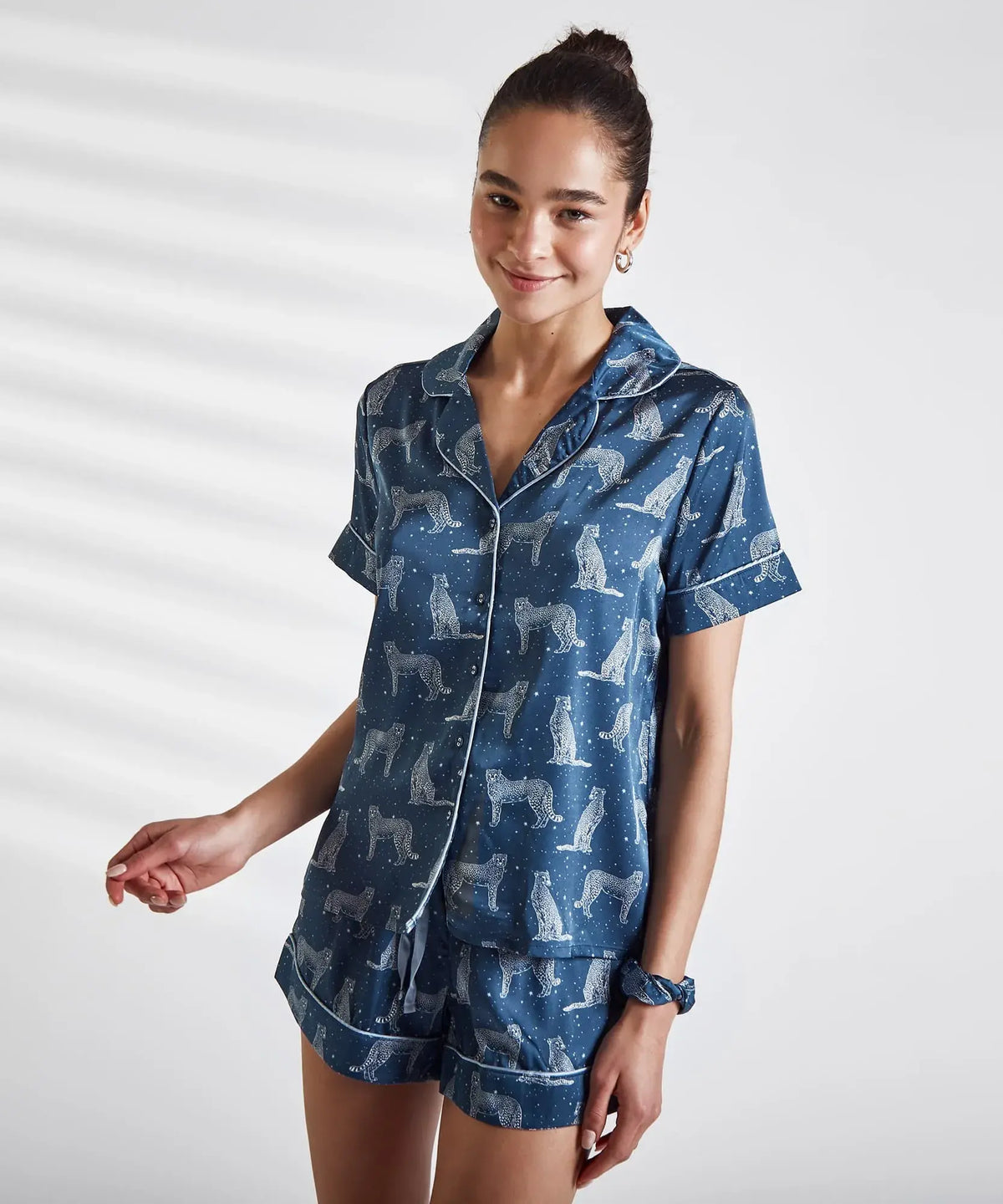 Set Pijama Camisero Satinado Tigres