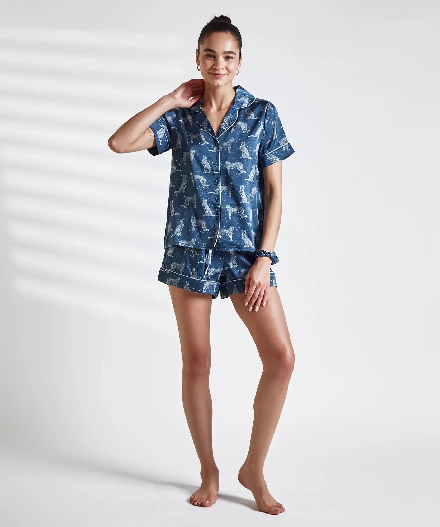 Set Pijama Camisero Satinado Tigres