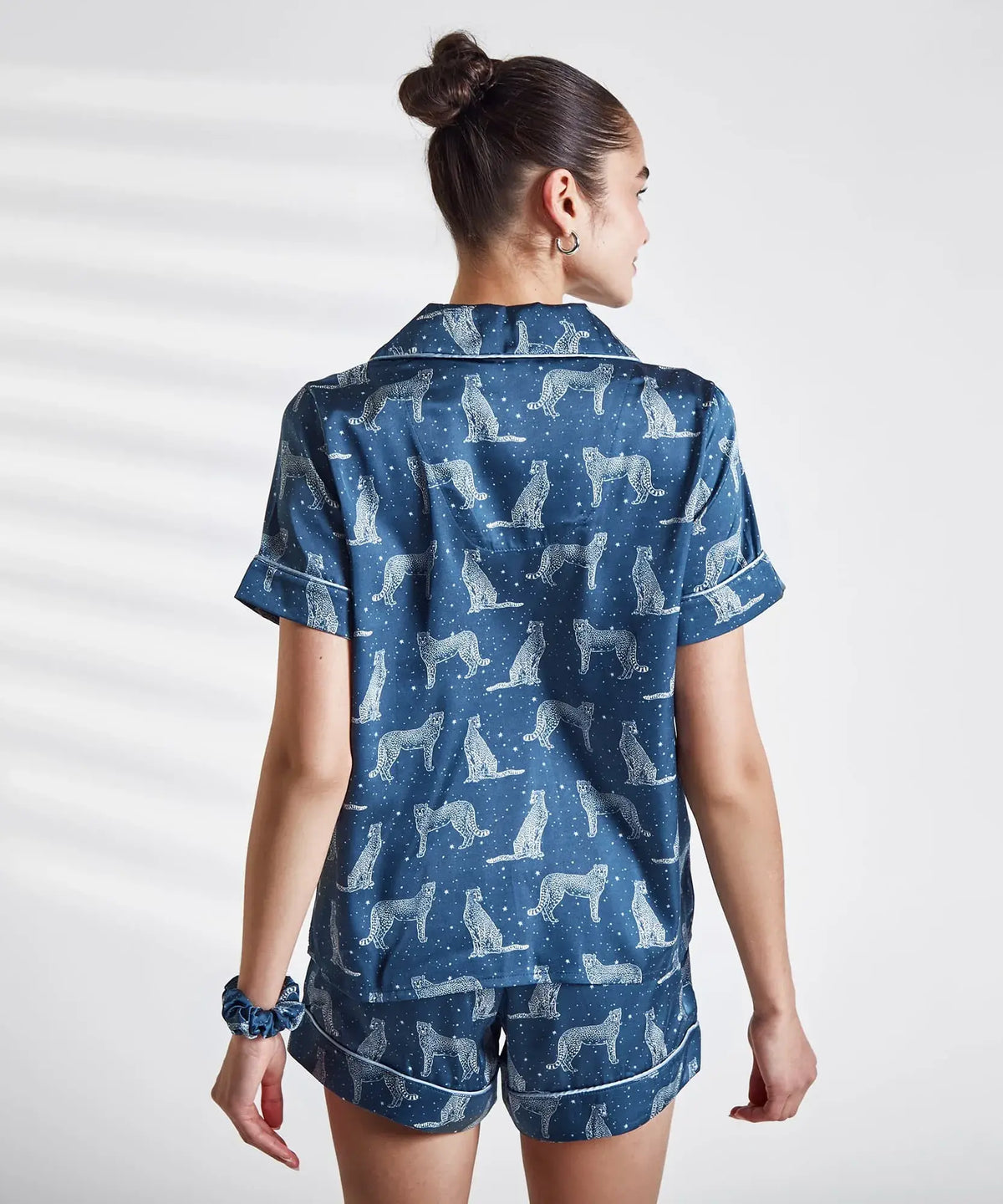 Set Pijama Camisero Satinado Tigres