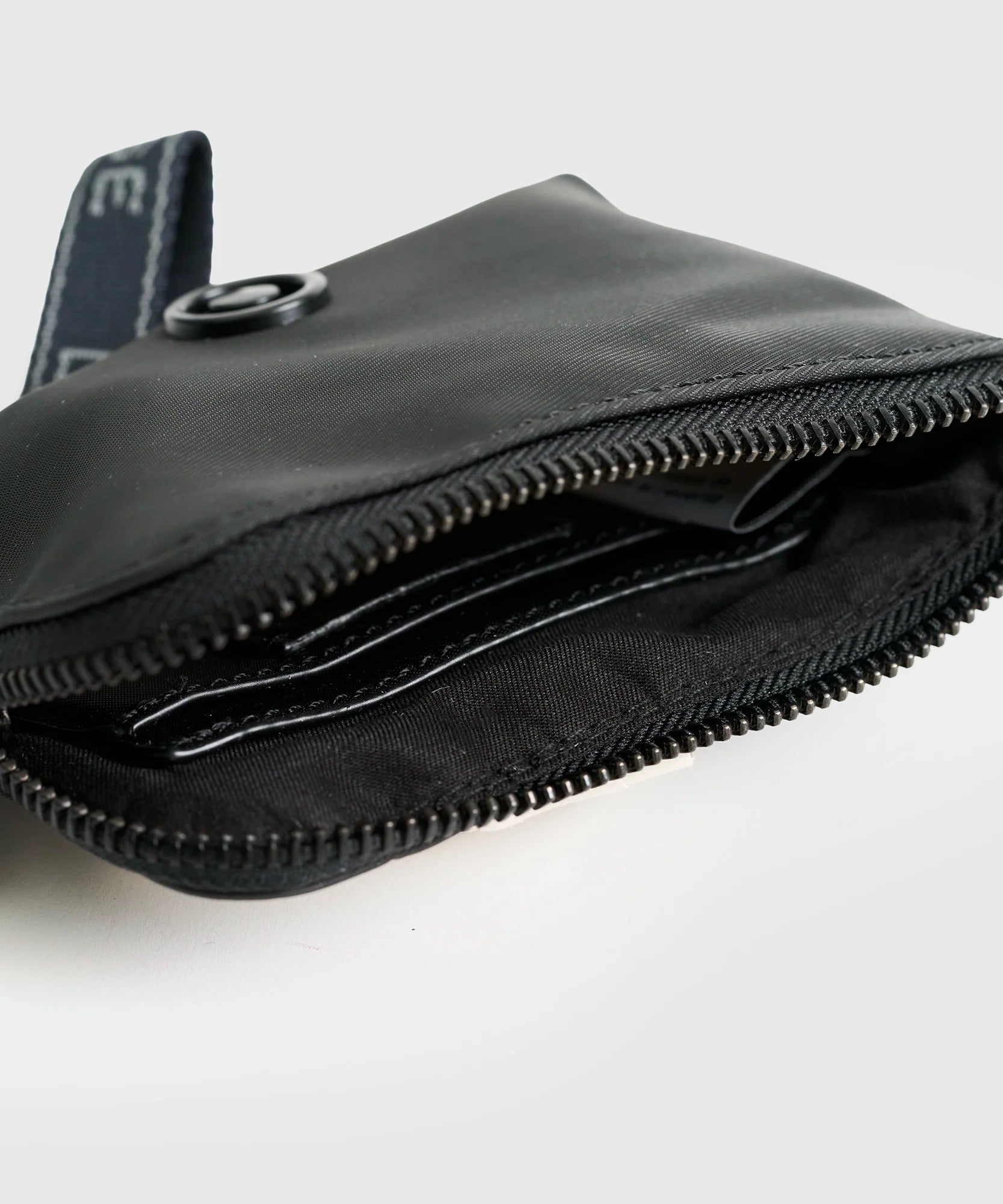 Tarjetero Nylon Landyard