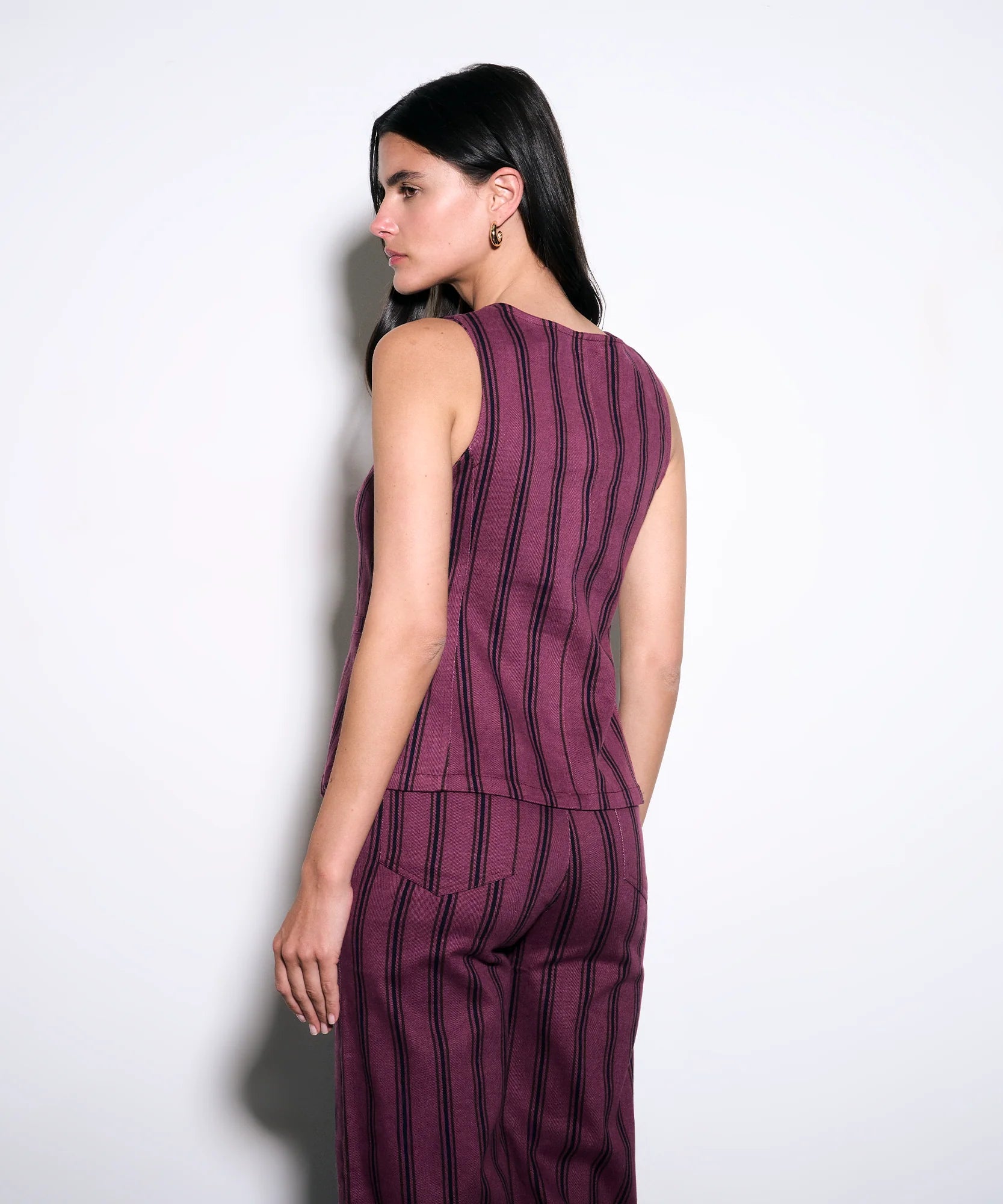 Vest Líneas Copenhagen Solsticio